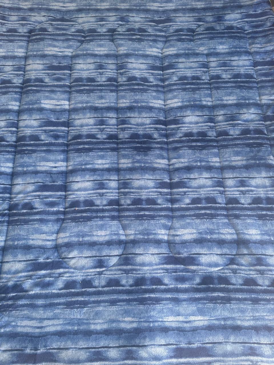 10-72-02-0007 - FRAZADA LIGERA, Frazada microfibra de poliester, TAMAÑO MATRIMONIAL - ALTURA 215 CM,  ANCHO 170 CM, DISEÑO ABSTRACTO AQUA